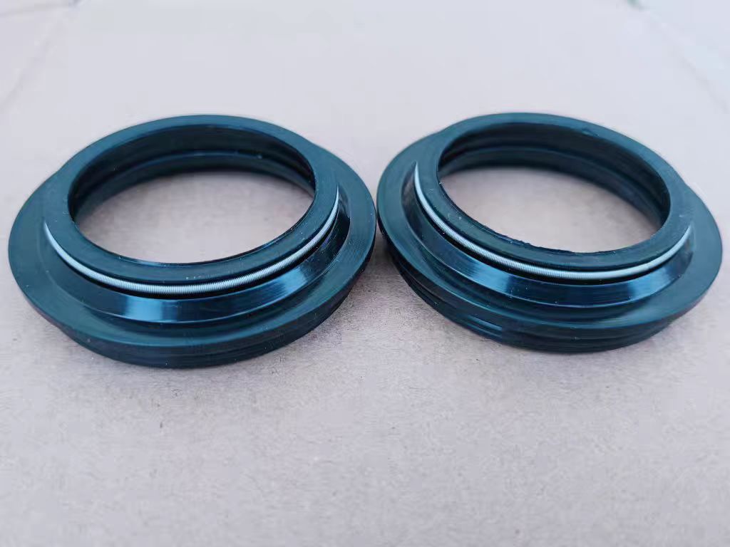 New Fit Keeway SuperLight 125  - Fork Oil Seal のレビューと価格